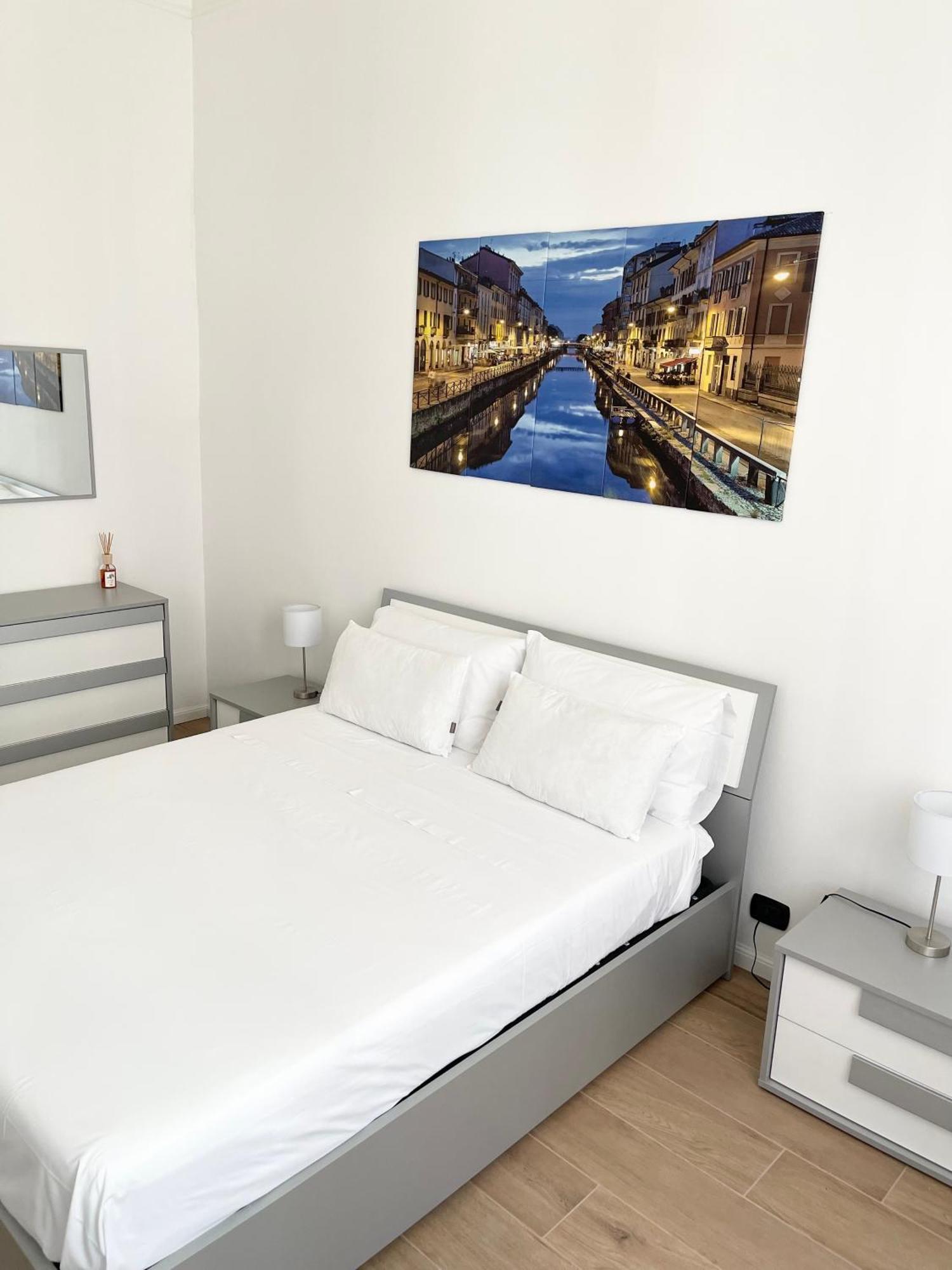 Ampio Bilocale Zona Navigli Apartment Milano Ngoại thất bức ảnh